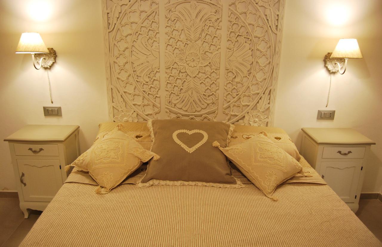 Scuderie Le Torri B&B Полиньяно-а-Маре Экстерьер фото